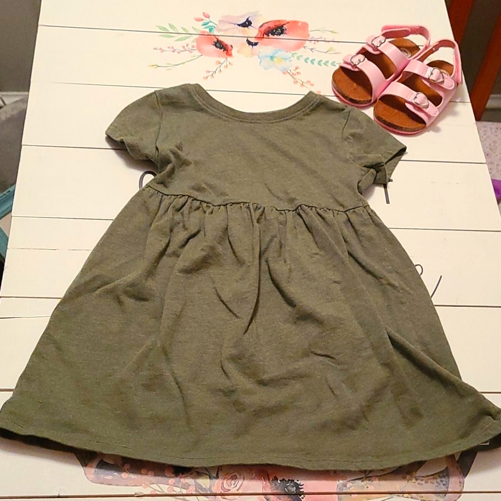 NWOT Old Navy 2T dress